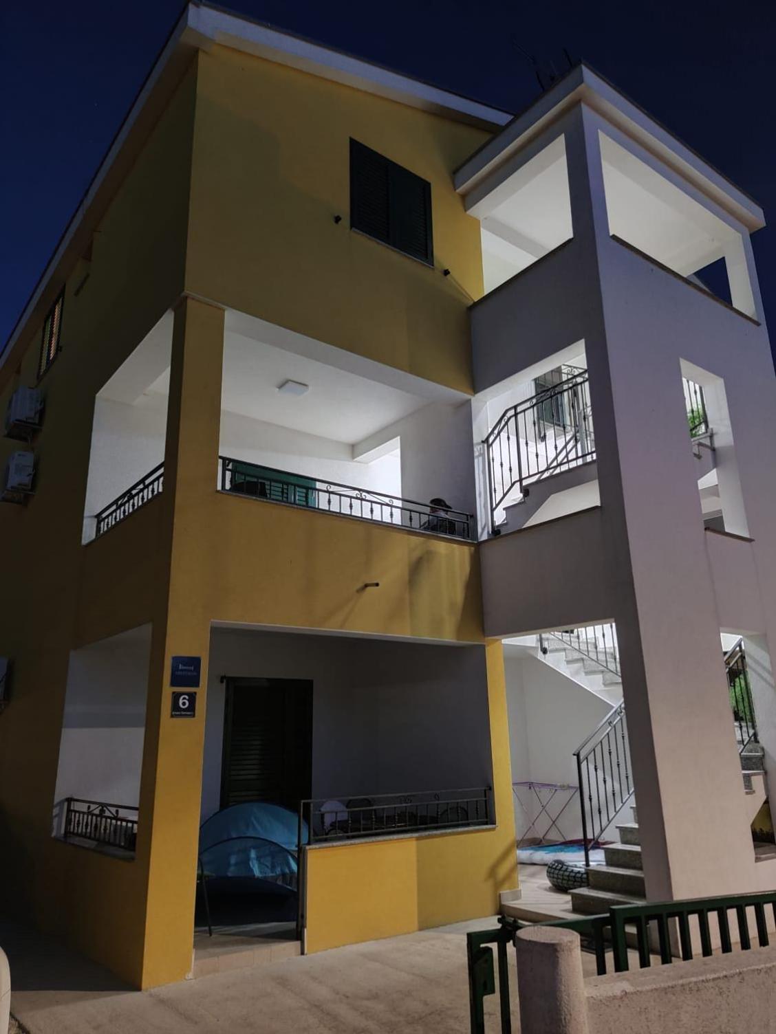 Apartments Luka Pakoštane Extérieur photo